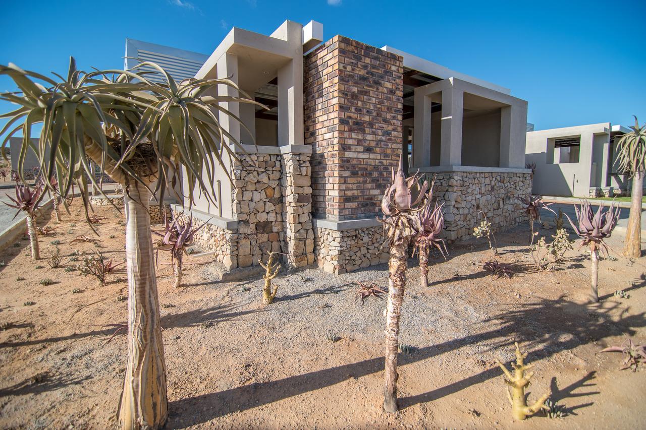 Letsatsi Lodge Vanrhynsdorp Exterior photo