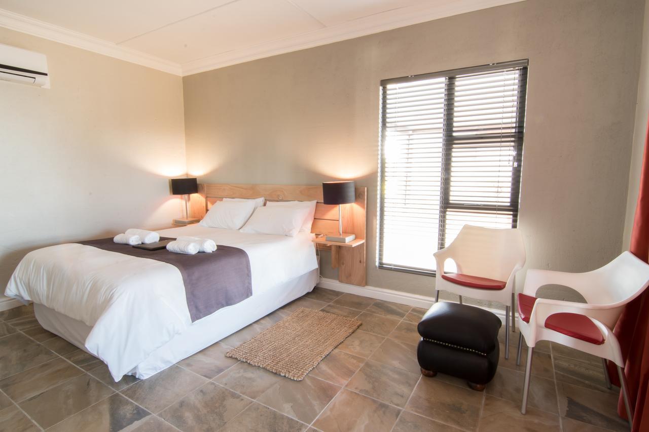 Letsatsi Lodge Vanrhynsdorp Exterior photo